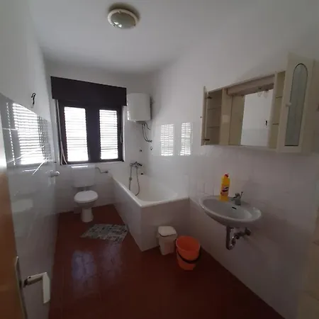 Apartament And Jasminka *